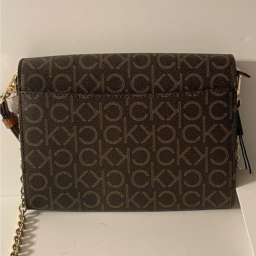 Calvin Klein Soft Lock Convertible Crossbody/Shoulder Bag/Wristlet - Picture 2 of 7